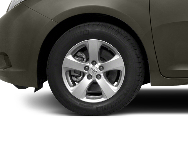 2014 Toyota Sienna LE 8 Passenger