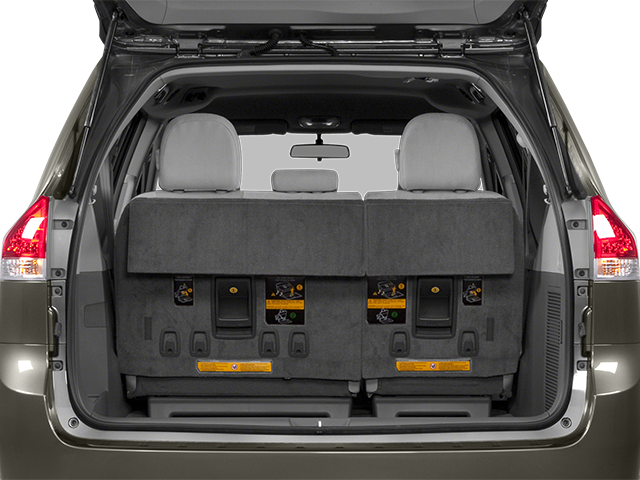 2014 Toyota Sienna LE 8 Passenger