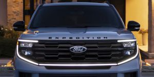 Front grill of the 2025 Ford Expedition.