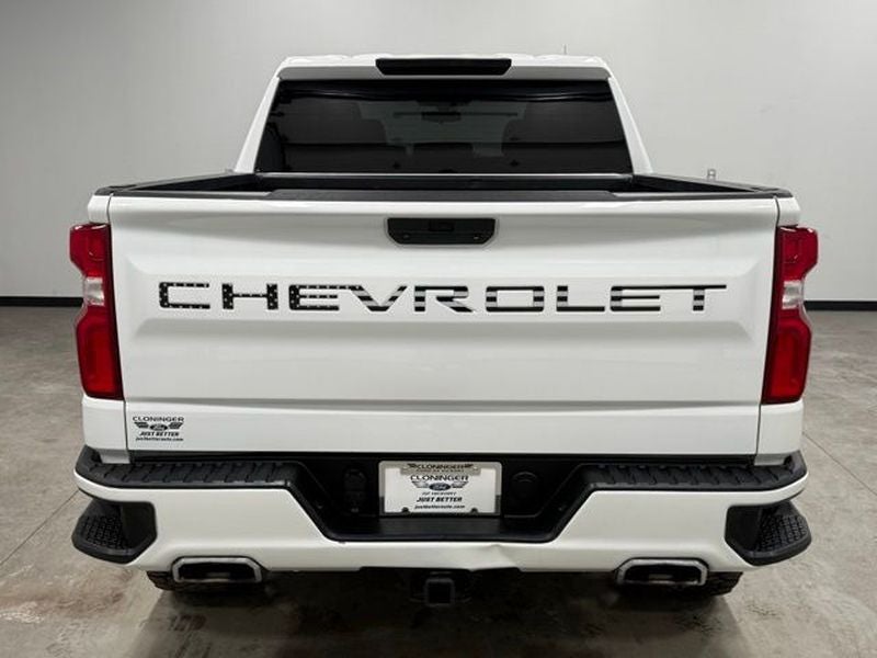 2022 Chevrolet Silverado RST