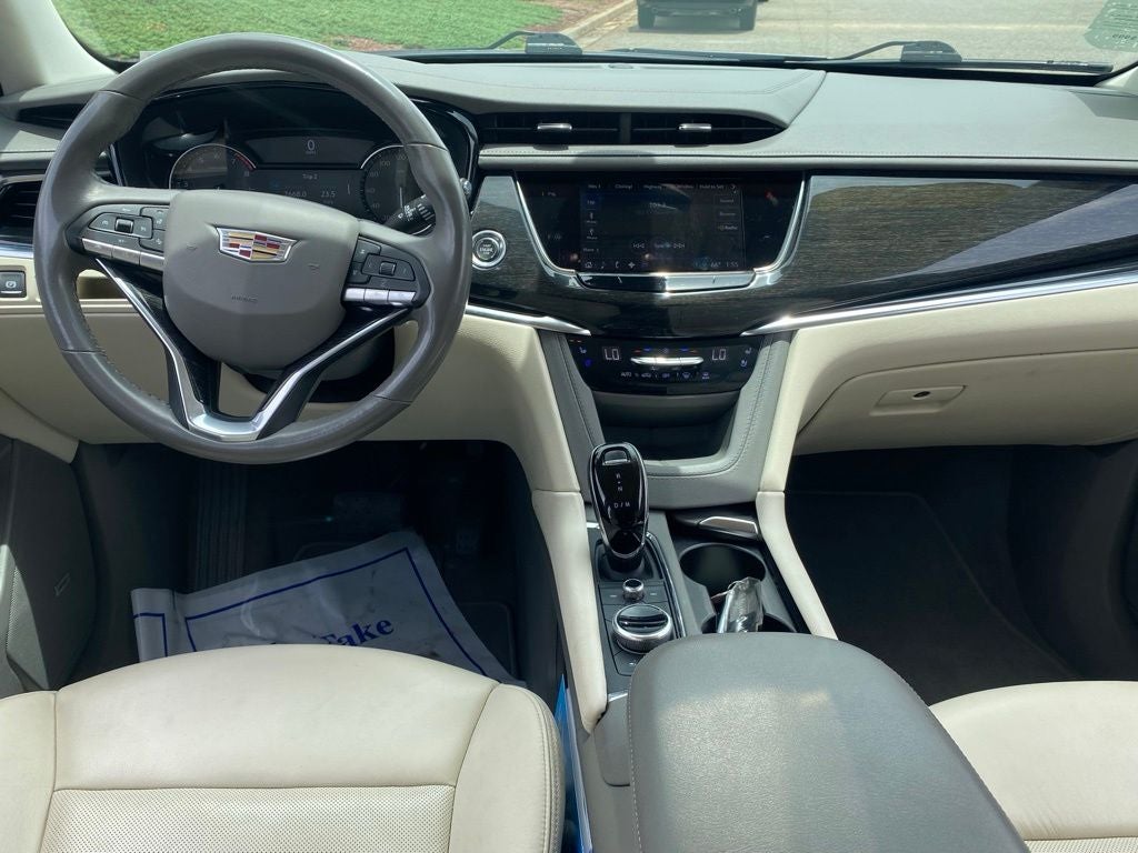 2021 Cadillac XT6 Premium Luxury