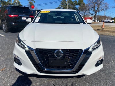 2022 Nissan Altima 2.5 Platinum