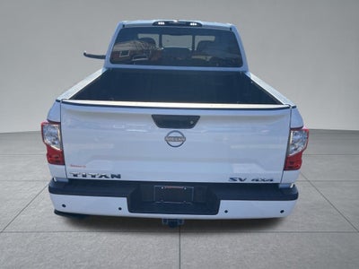 2024 Nissan Titan SV