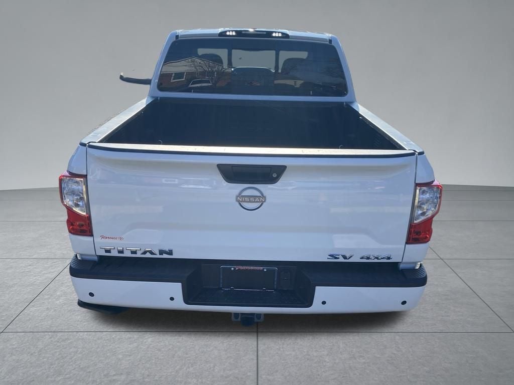 2024 Nissan Titan SV