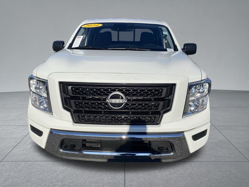 2024 Nissan Titan SV