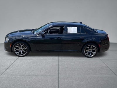 2018 Chrysler 300 Touring