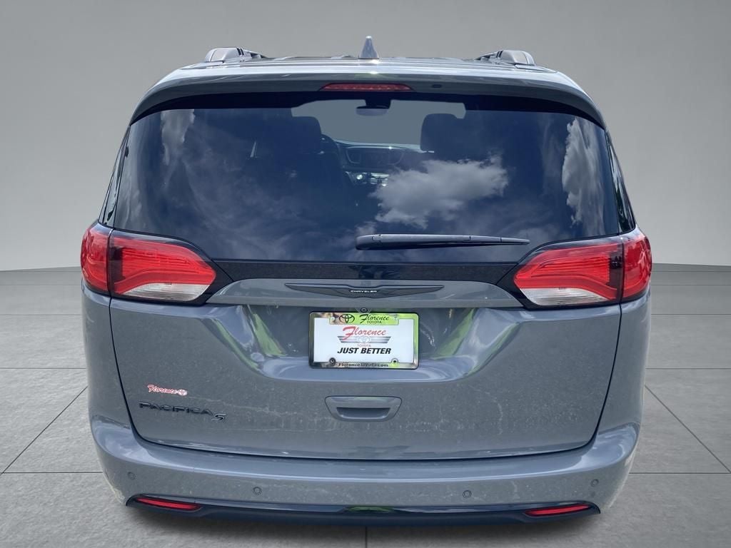 2020 Chrysler Pacifica Touring L Plus