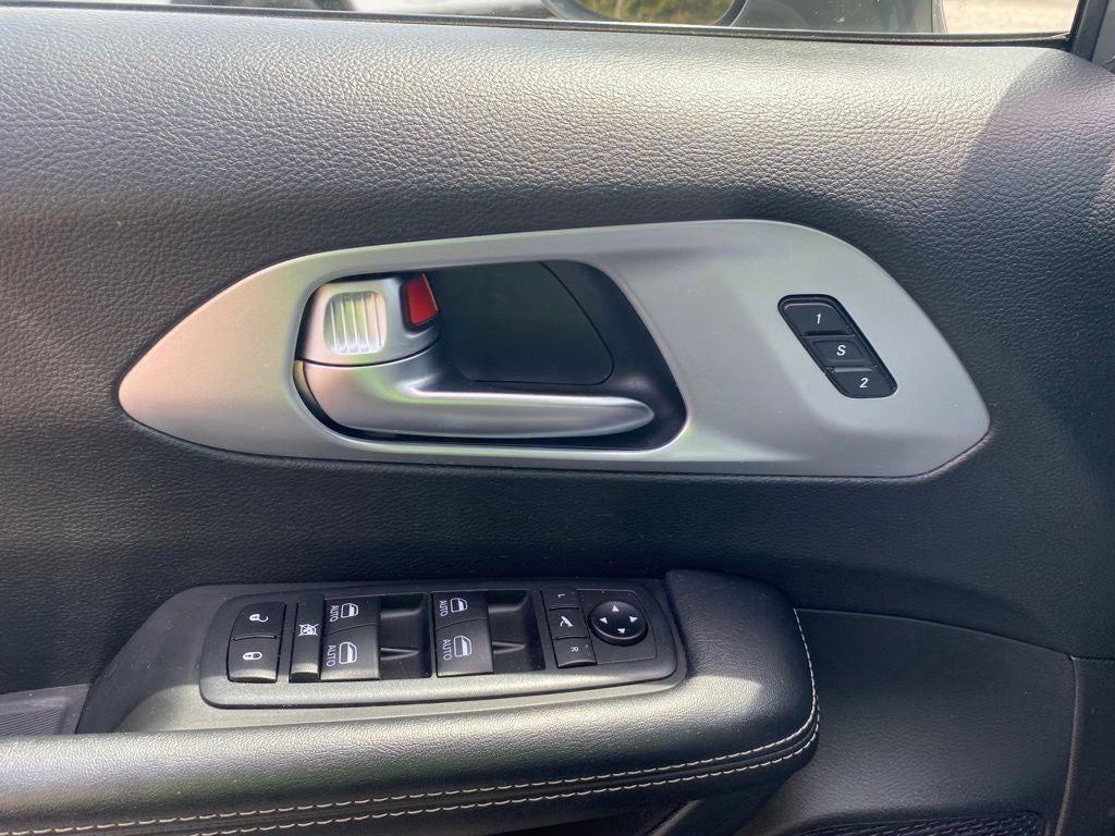 2020 Chrysler Pacifica Touring L Plus