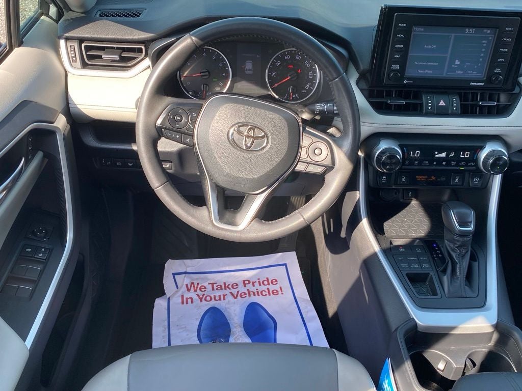 2020 Toyota RAV4 XLE Premium