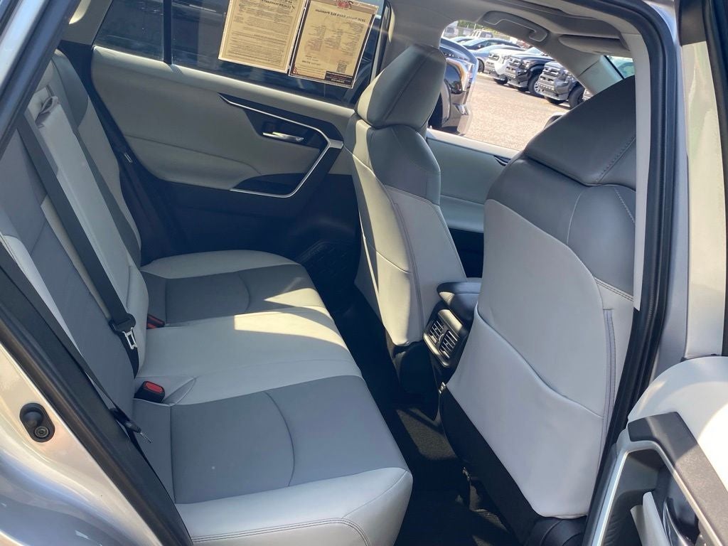 2020 Toyota RAV4 XLE Premium