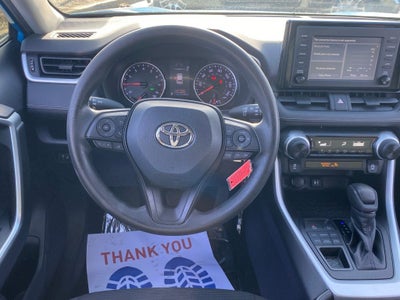 2019 Toyota RAV4 LE