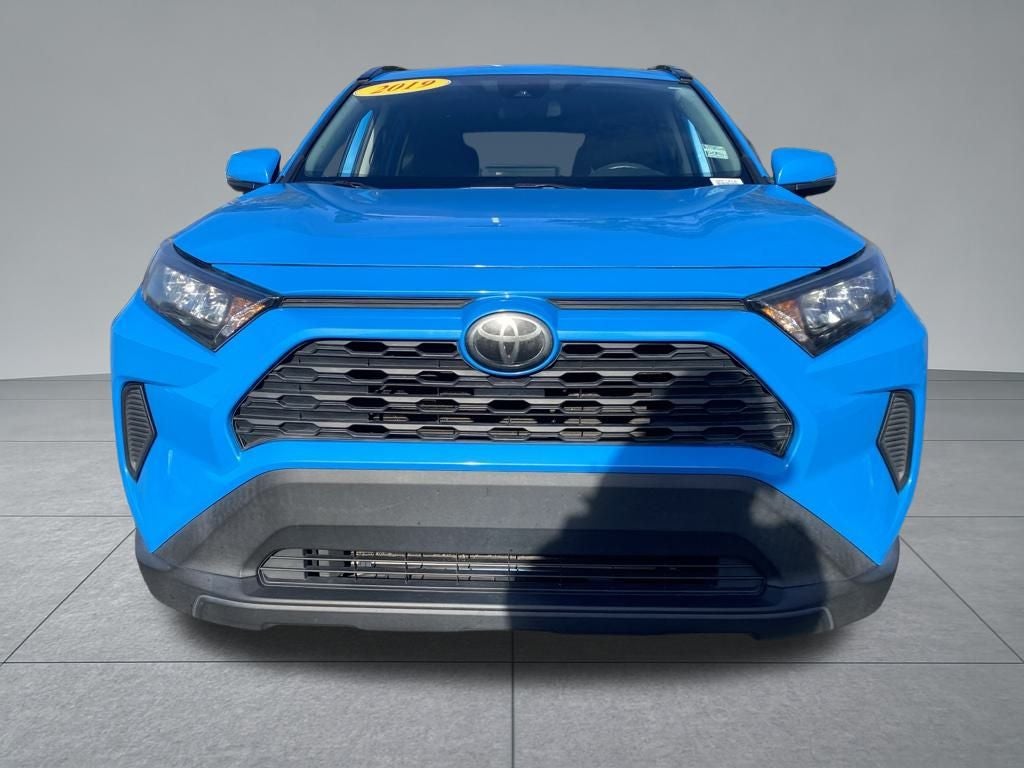 2019 Toyota RAV4 LE