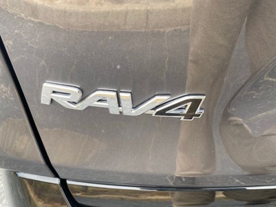 2025 Toyota RAV4 Hybrid SE