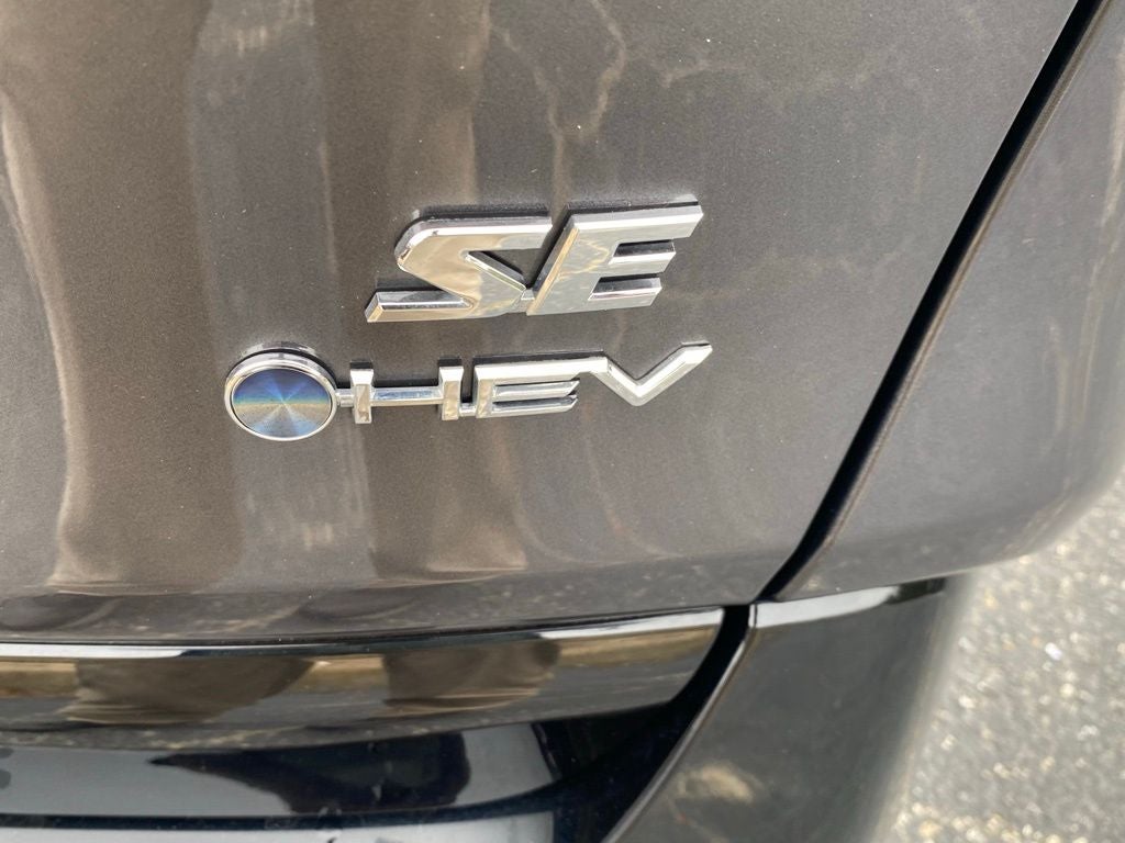 2025 Toyota RAV4 Hybrid SE