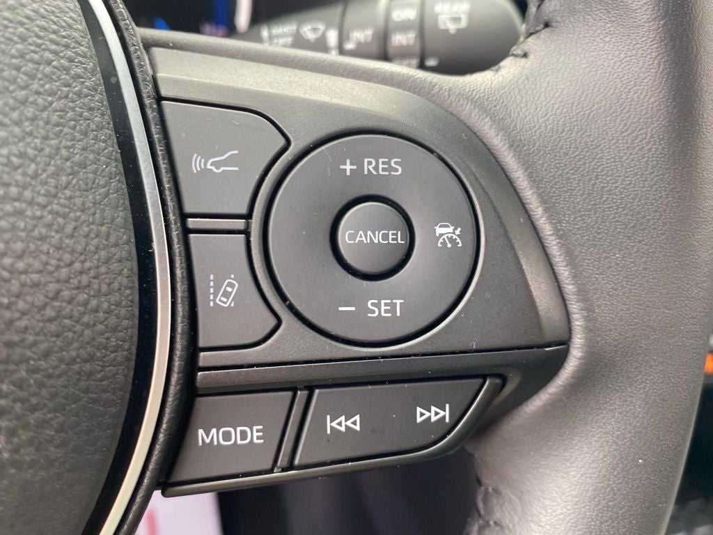 2025 Toyota RAV4 Hybrid SE