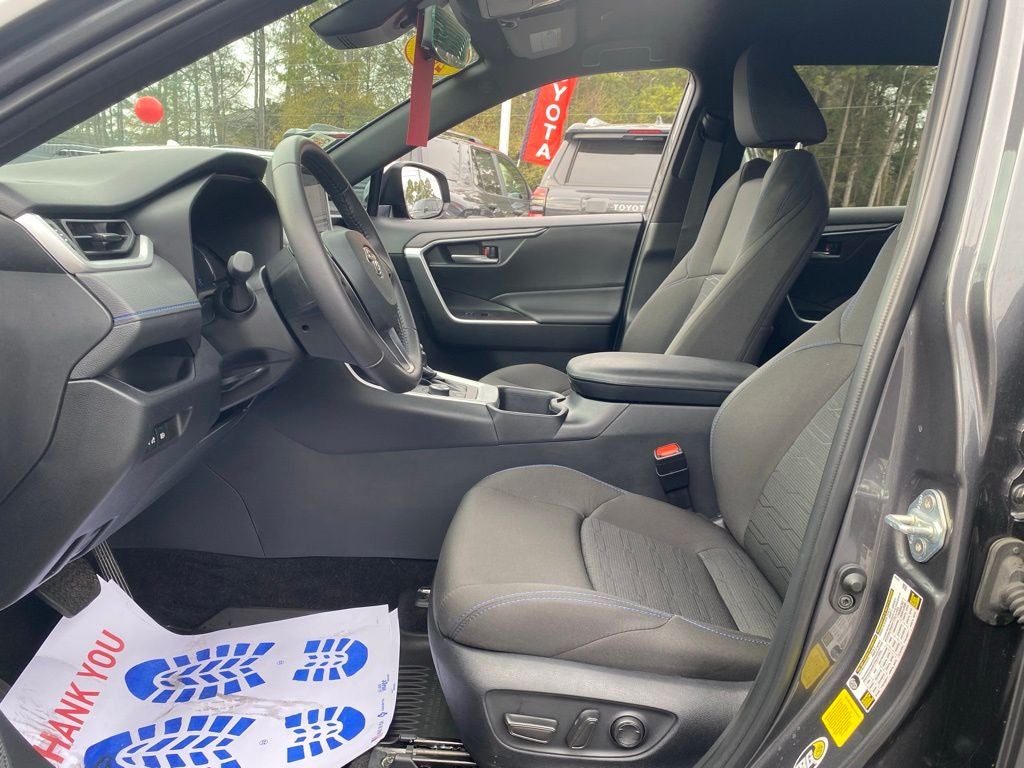 2025 Toyota RAV4 Hybrid SE