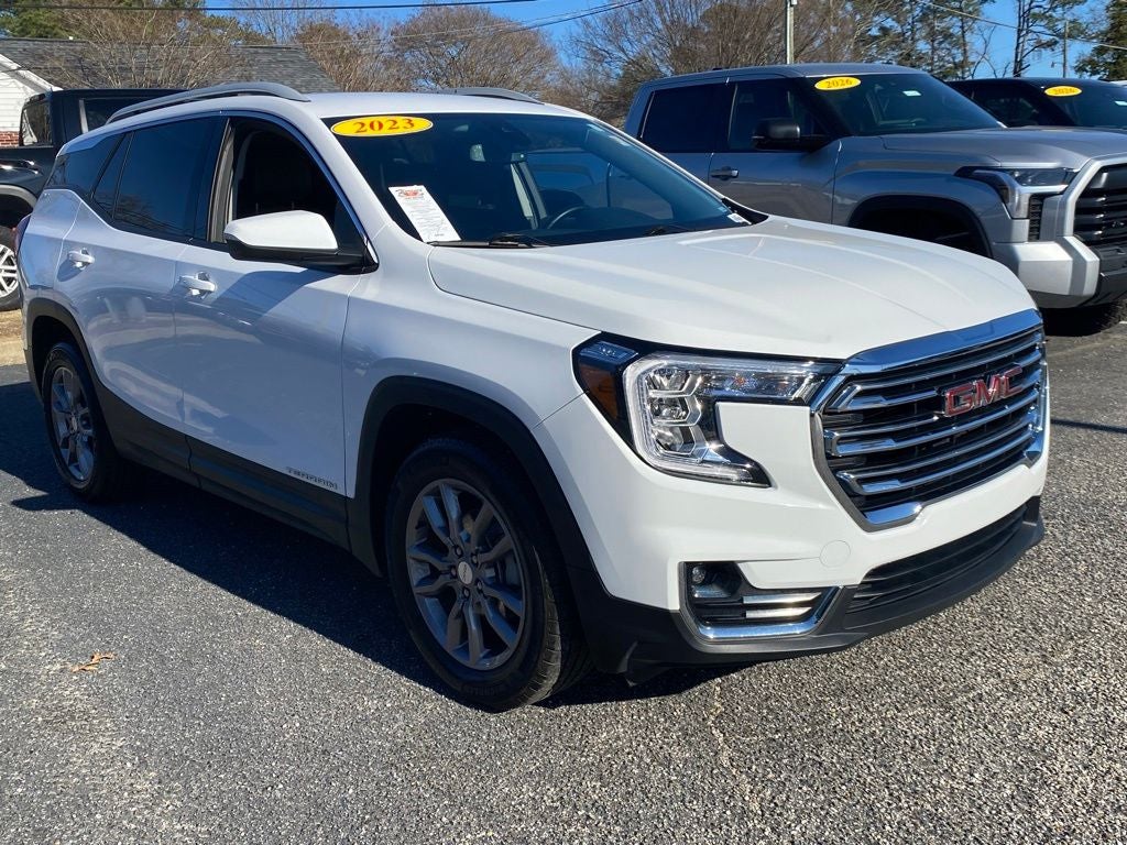 2023 GMC Terrain SLT