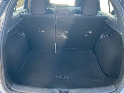2022 Nissan Kicks S
