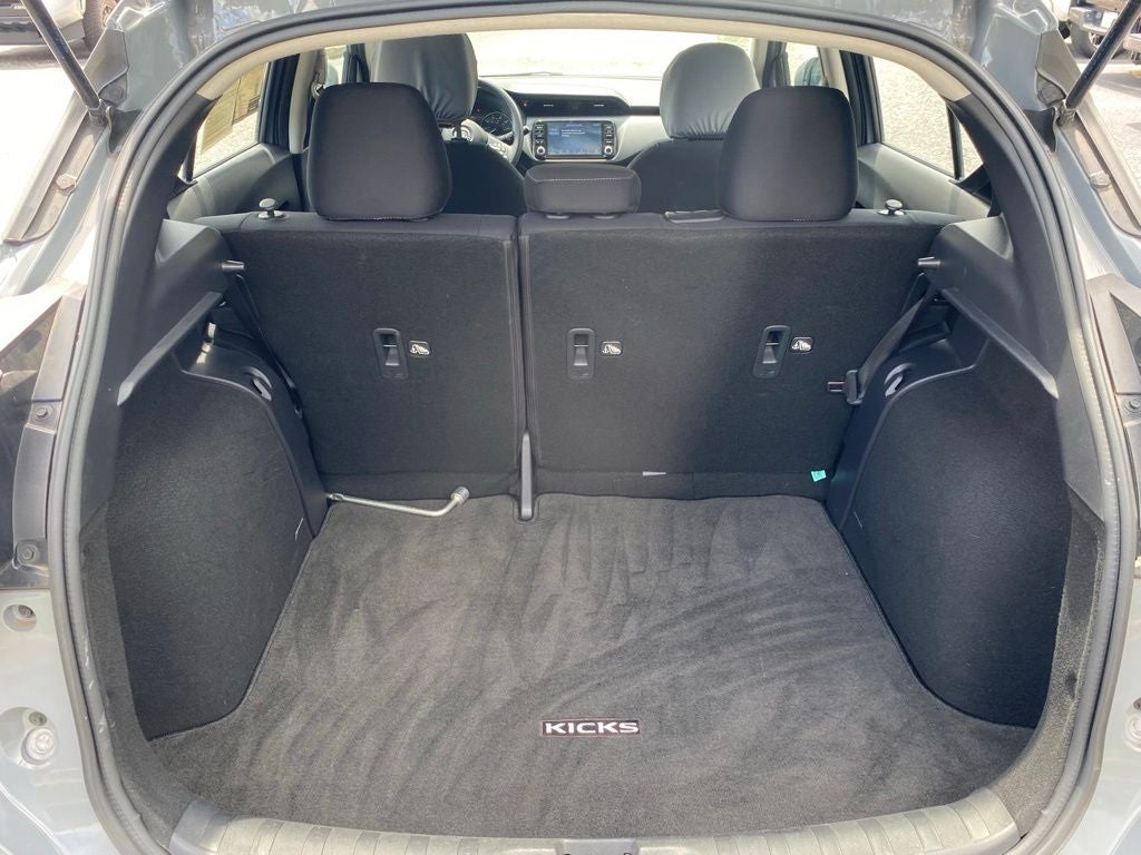 2023 Nissan Kicks SV