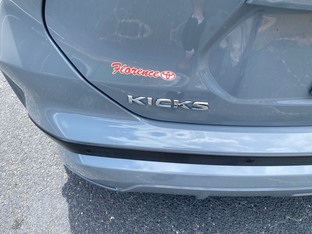 2023 Nissan Kicks SV