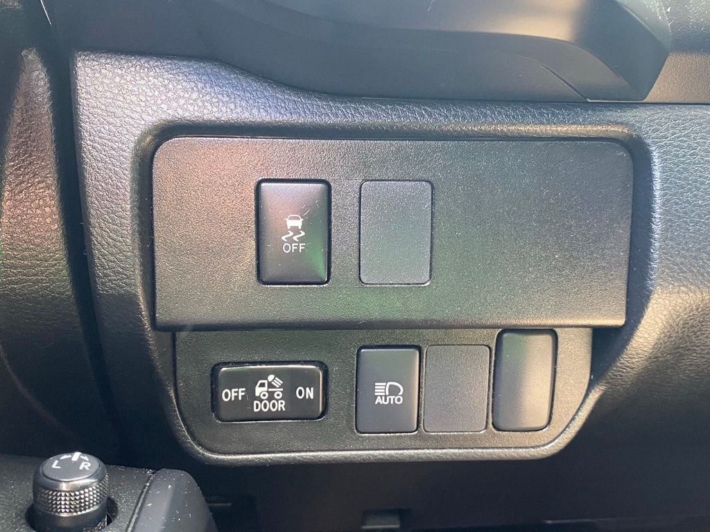 2022 Toyota Tacoma SR V6