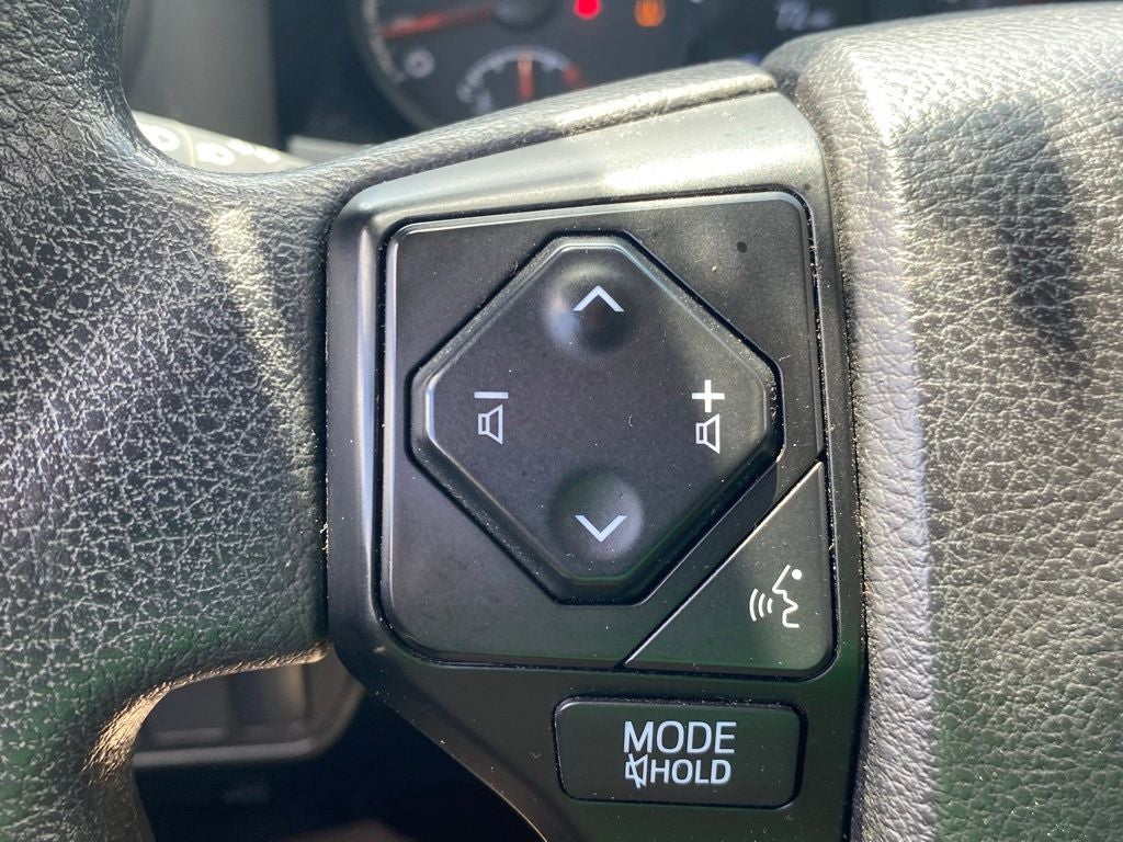 2022 Toyota Tacoma SR V6