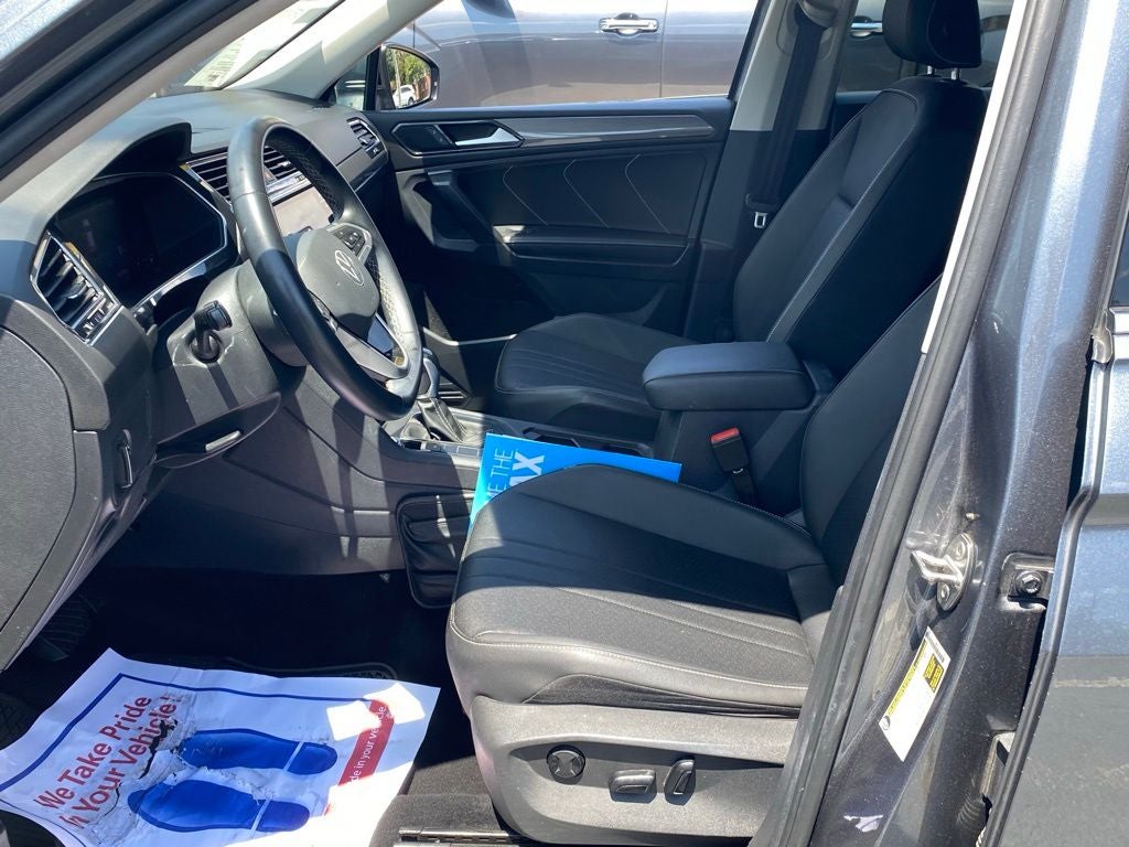 2023 Volkswagen Tiguan 2.0T SE