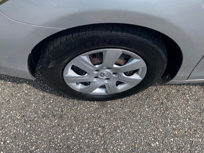 2010 Toyota Camry LE