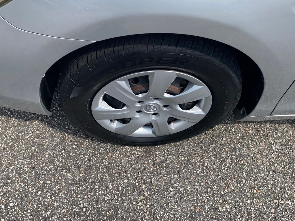 2010 Toyota Camry LE