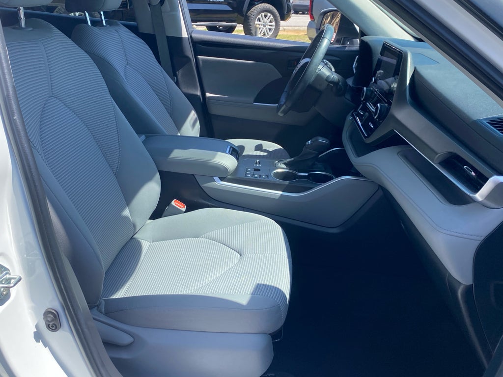 2023 Toyota Highlander Hybrid Hybrid LE