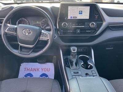 2024 Toyota Highlander LE