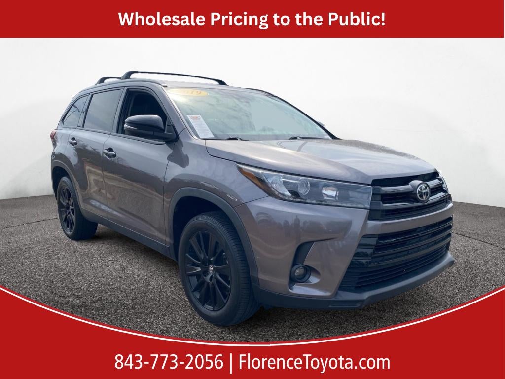 2019 Toyota Highlander SE Nightshade