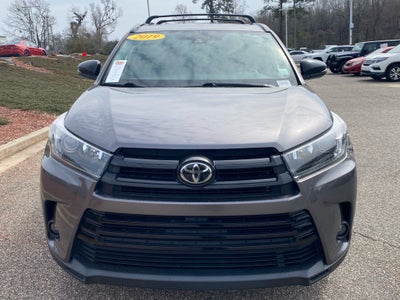 2019 Toyota Highlander SE Nightshade