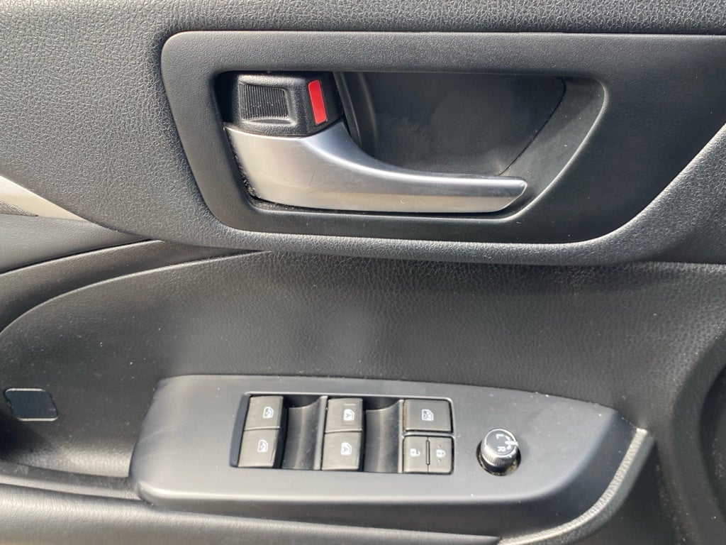 2019 Toyota Highlander SE Nightshade