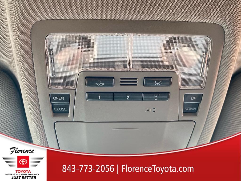 2019 Toyota Highlander SE Nightshade