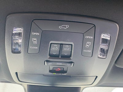 2025 Toyota Sienna XSE 7 Passenger