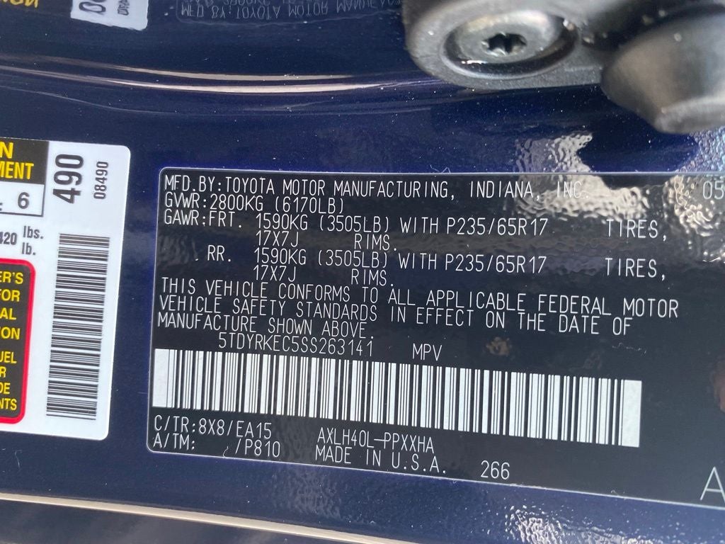 2025 Toyota Sienna XLE 8 Passenger