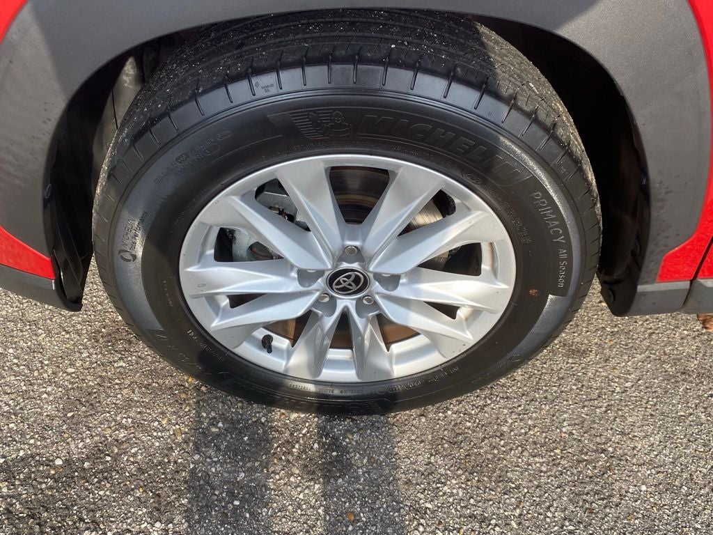 2022 Toyota Corolla Cross LE