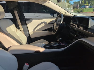 2025 Toyota Crown Limited