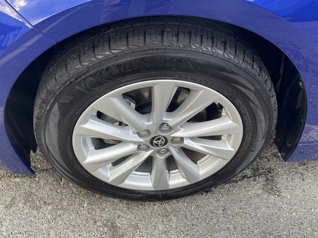 2025 Toyota Corolla Hatchback SE