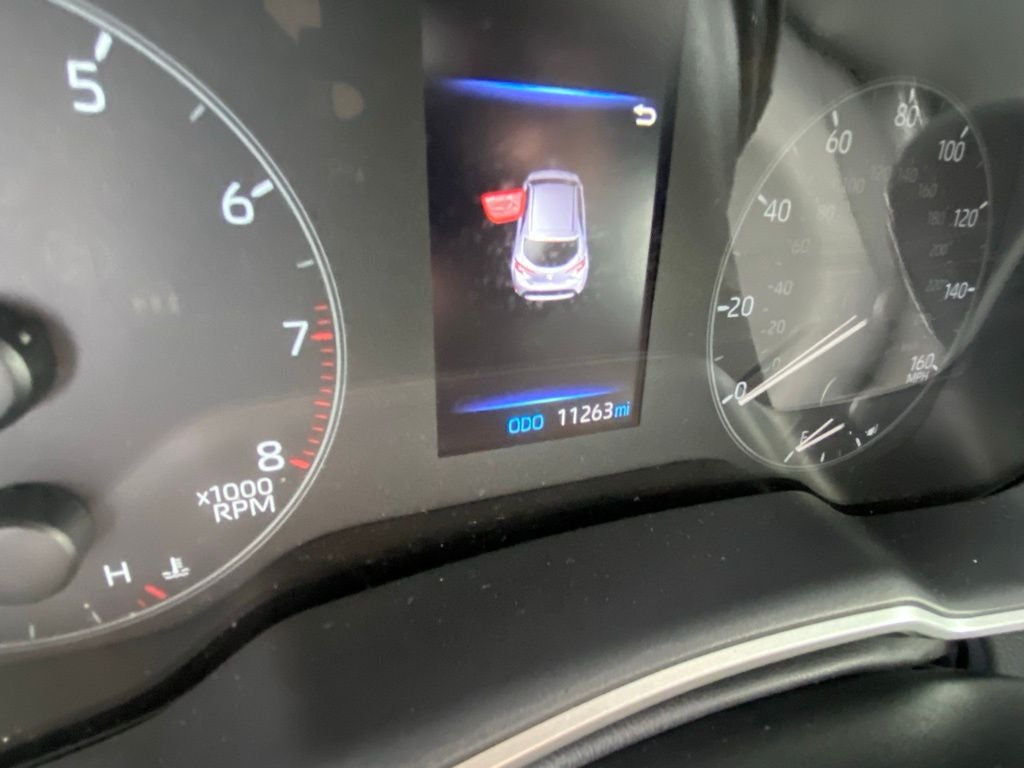 2025 Toyota Corolla Hatchback SE