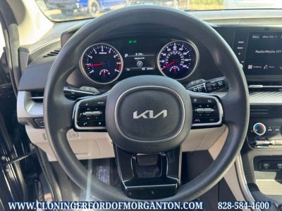 2023 Kia Carnival LX