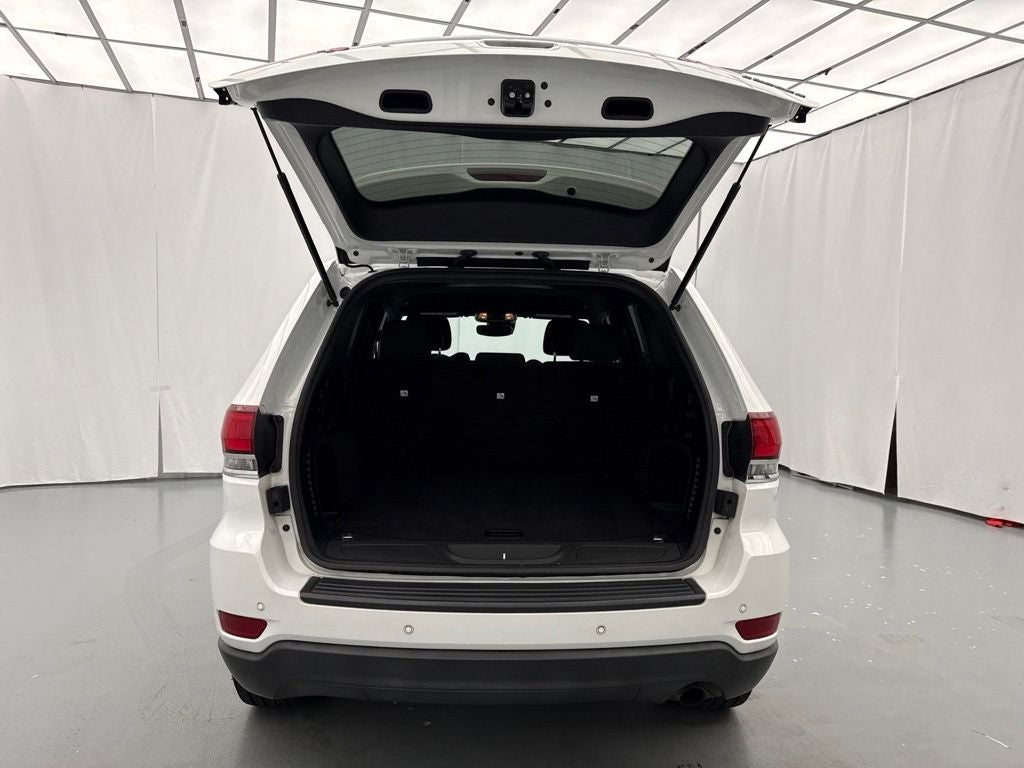 2020 Jeep Grand Cherokee Laredo E