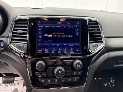 2020 Jeep Grand Cherokee Laredo E