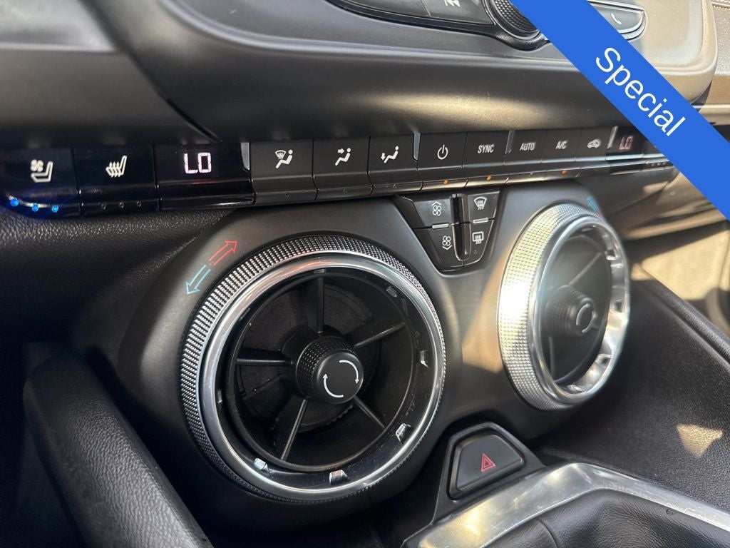 2019 Chevrolet Camaro 2LT 2LT