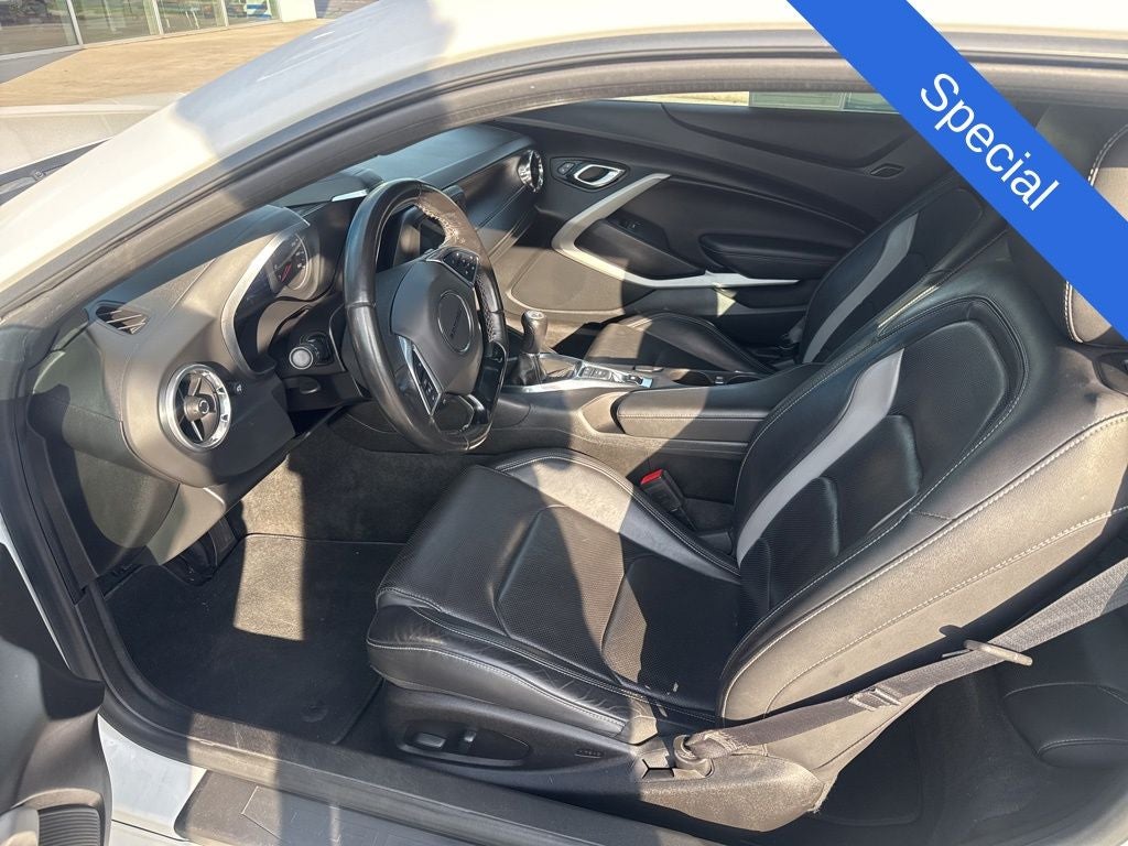 2019 Chevrolet Camaro 2LT 2LT