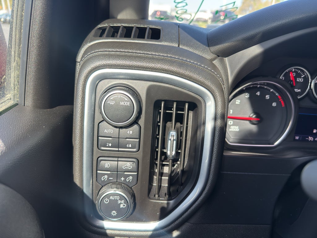 2022 Chevrolet Silverado LT Trail Boss