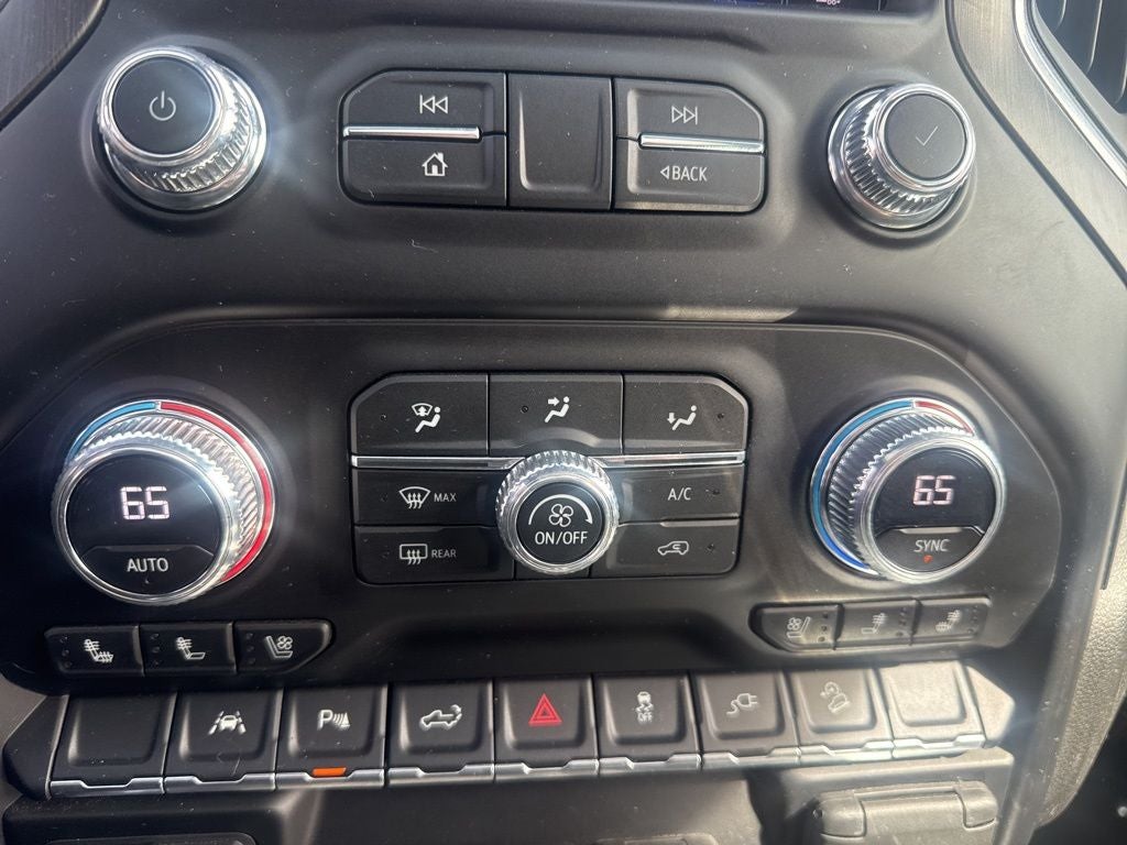 2022 GMC Sierra Limited AT4