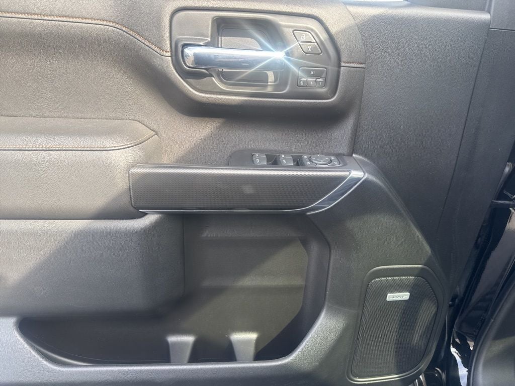 2022 GMC Sierra Limited AT4