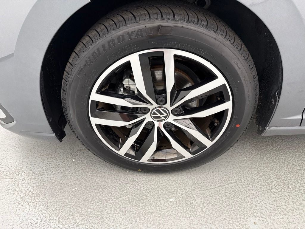 2025 Volkswagen Jetta 1.5T SE